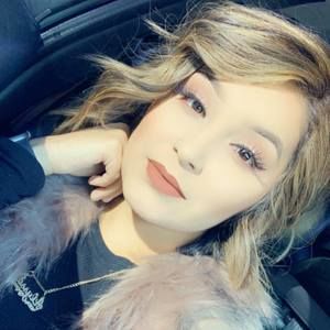 Meet your Posher, Alyssa